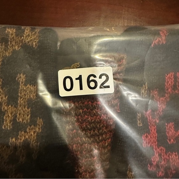 100% Alpaca Wool Sweater Vest Women Size M Red Paisley Knit Grannycore Peru Made - Picture 7 of 7